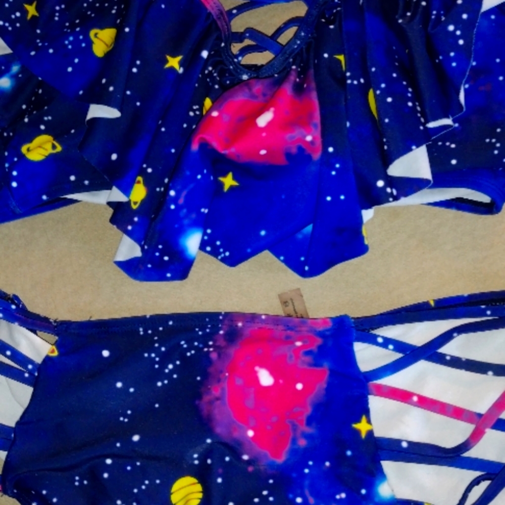 Woman's bathing suit